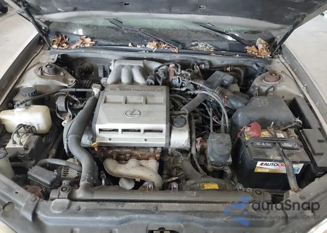 1998 Lexus Es 300 из США, поврежденный, VIN JT8BF28G8W0137005